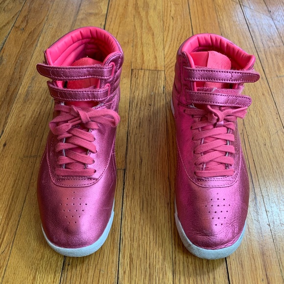 reebok pink metallic